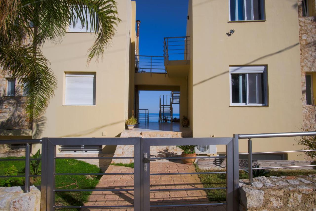 Blue Villas Agia Marina  Ngoại thất bức ảnh