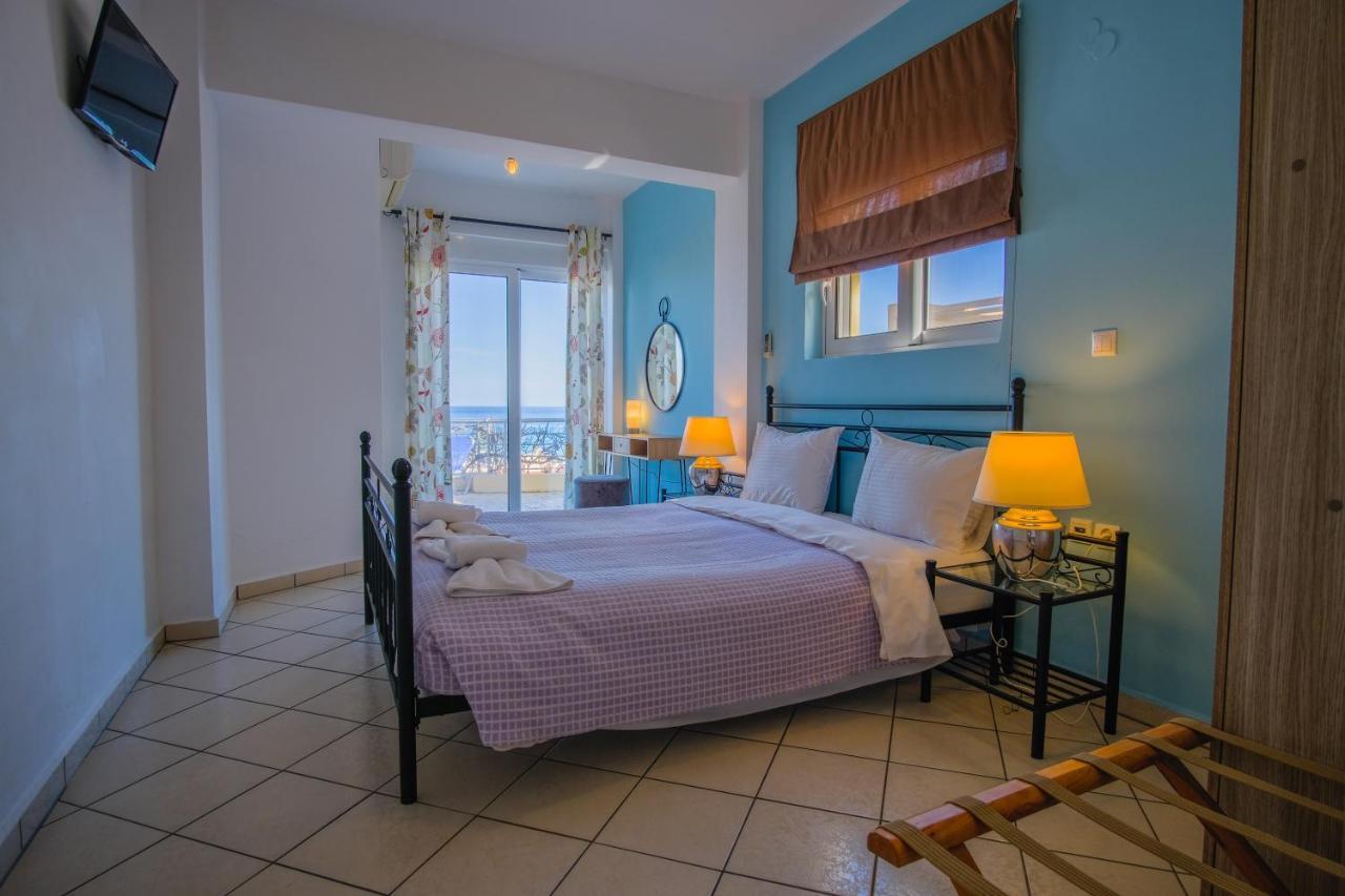 Blue Villas Agia Marina  Ngoại thất bức ảnh