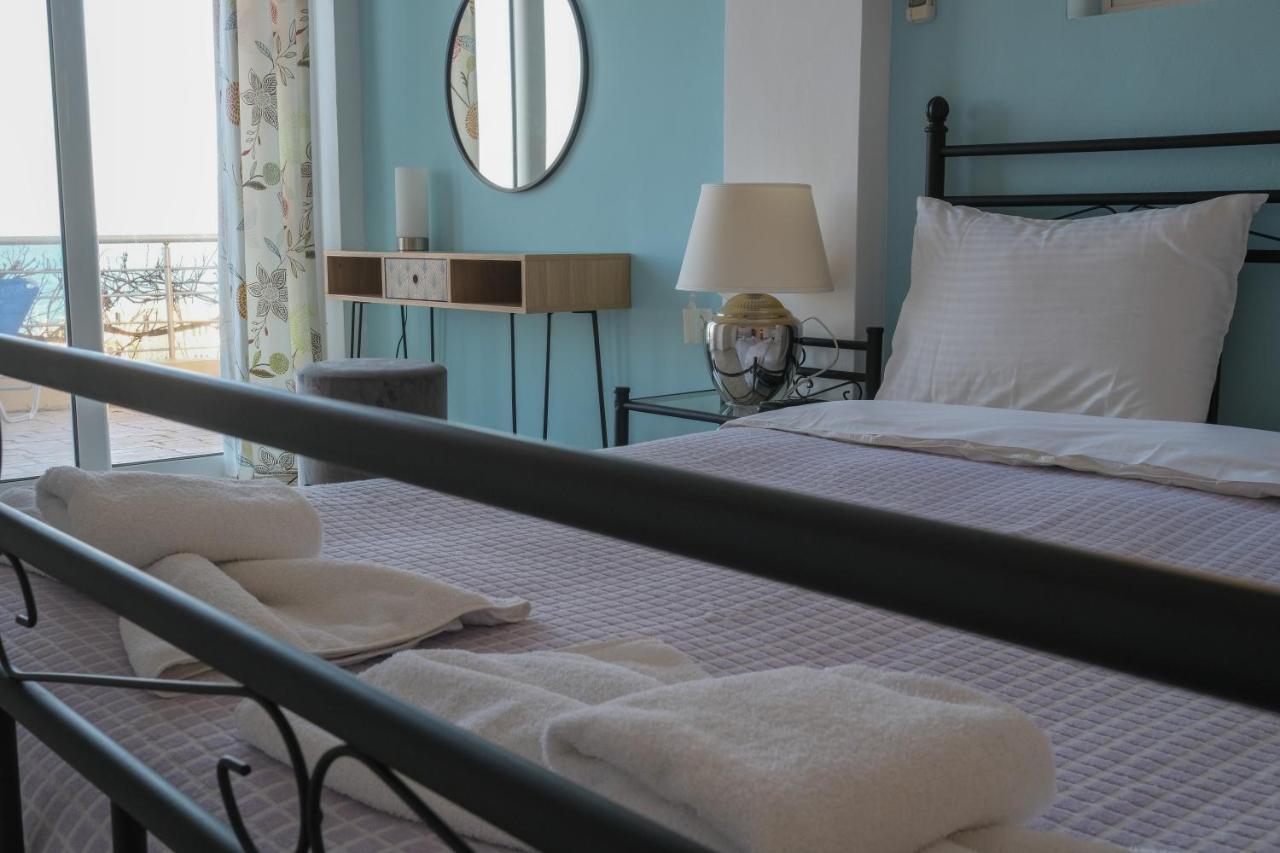 Blue Villas Agia Marina  Ngoại thất bức ảnh
